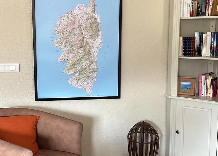 8 Personnes Entre L'ile Rousse Et Calvi Avec Piscine. * Lumio (Corsica)