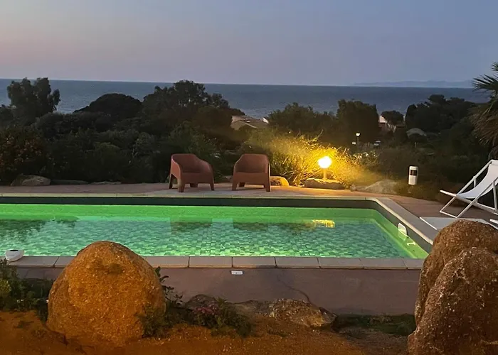 Vila 8 Personnes Entre L'ile Rousse Et Calvi Avec Piscine. Lumio (Corsica)