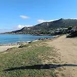 8 Personnes Entre L'ile Rousse Et Calvi Avec Piscine. リュミオ