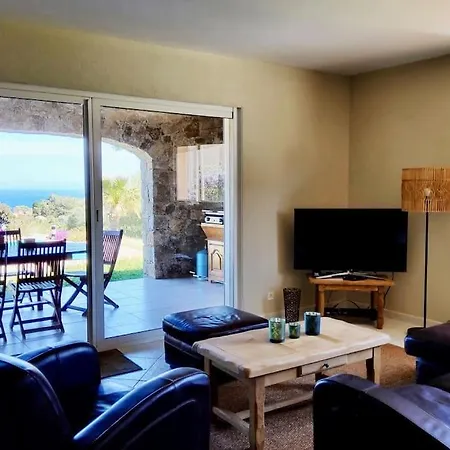 Vila 8 Personnes Entre L'ile Rousse Et Calvi Avec Piscine. Lumio (Corsica)