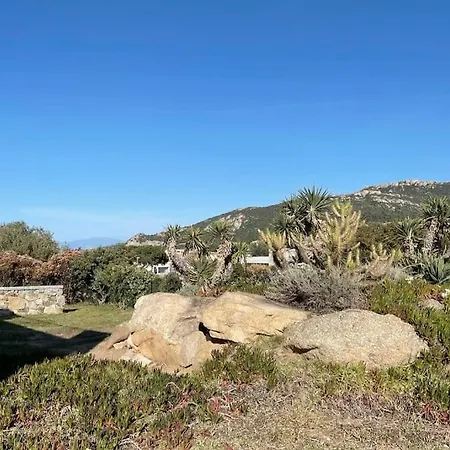 8 Personnes Entre L'ile Rousse Et Calvi Avec Piscine. Villa Lumio (Corsica)