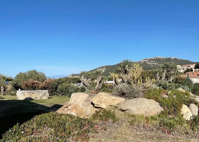 8 Personnes Entre L'ile Rousse Et Calvi Avec Piscine. Villa Lumio (Corsica)